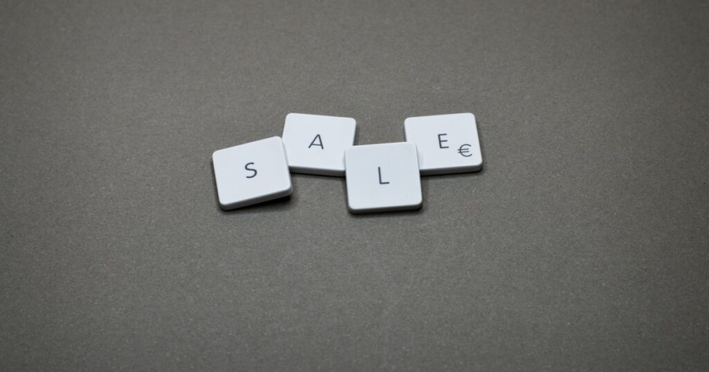 Customer Service Sale
