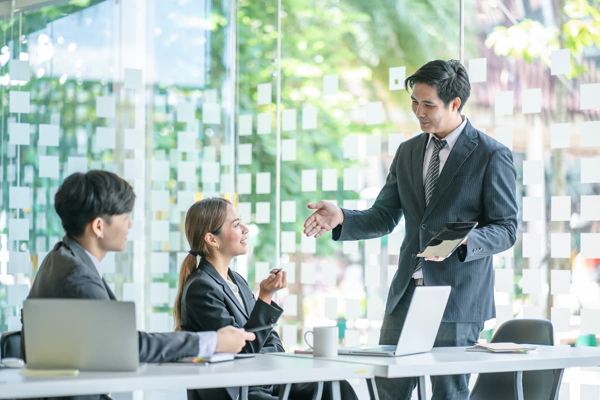 Mastering Leadership Through Effective Communication A Guide to