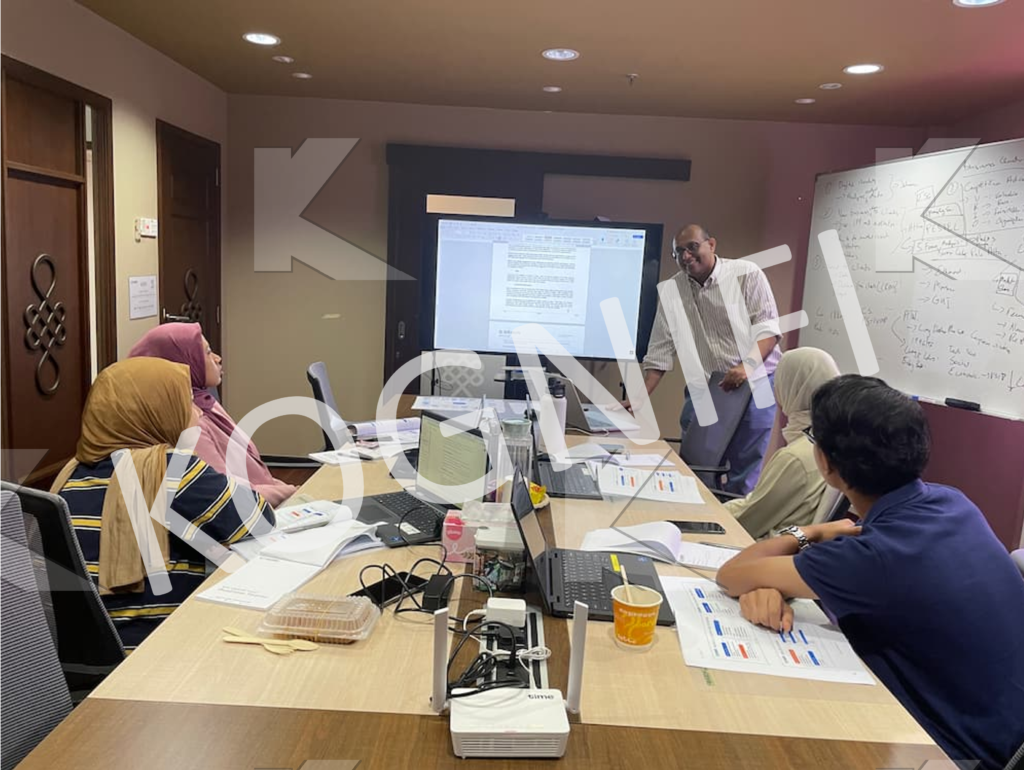 Real-world case studies sharing with participants market research training.Kognifi