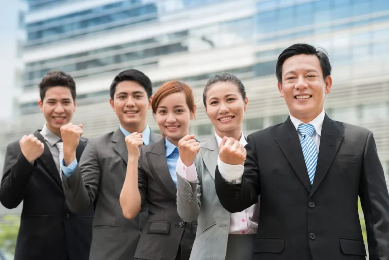 Integrating Sustainable Practices in Leadership Abilities